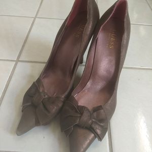 Guess pumps heels size 8